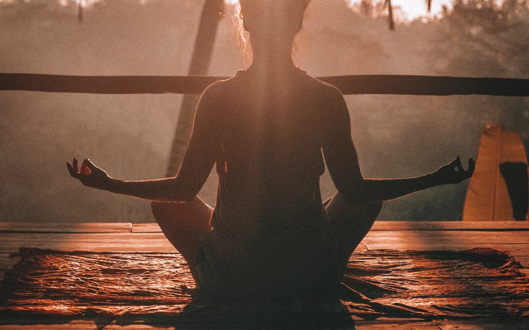 Le yin yoga : une pratique équilibrante dans le tourbillon de la vie moderne